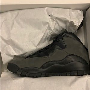 Jordan retro 10 dark shadow size 6,5y